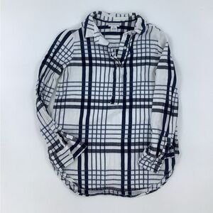 Liz Claiborne Beachy Vibes Navy and White Checkered Button Down Shirt S